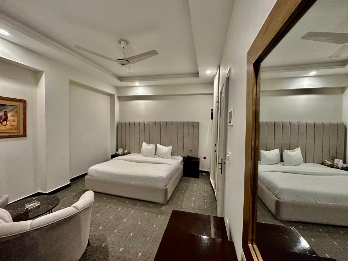 Mudan Hotel And Suite Islamabad Eksteriør billede