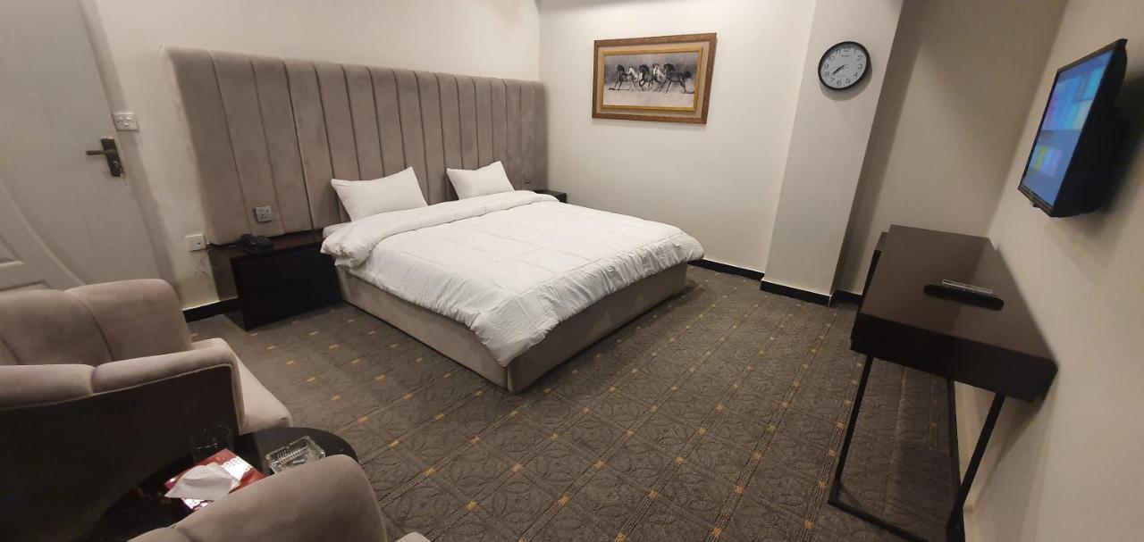 Mudan Hotel And Suite Islamabad Eksteriør billede